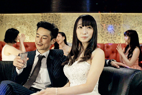 嬢王夜曲　姉妹キャバ嬢SEXY対決